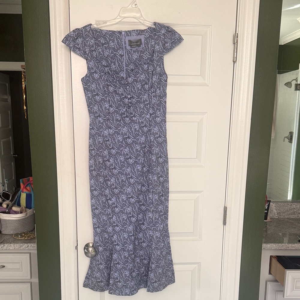 Blue Paisley Cap-Sleeve Midi Dress